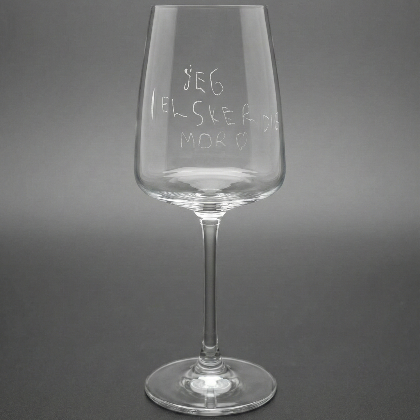 Minde-glasset – Vinglas med din egen tegning eller besked graveret