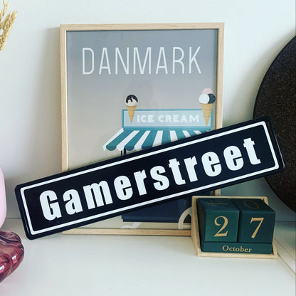 Personligt gadeskilt med egen tekst