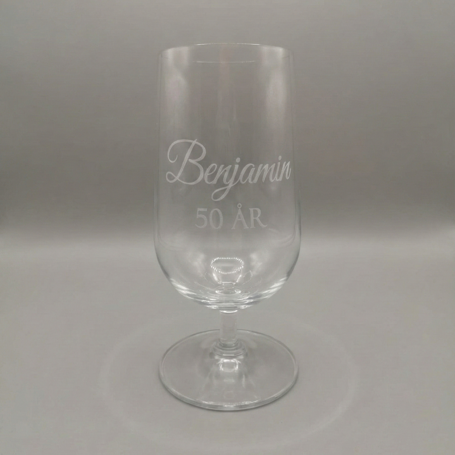 Den Personlige Ølgave – Lyngby Glas med Navn - 50 CL