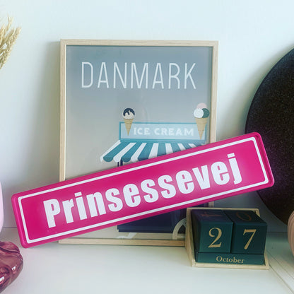 Personligt gadeskilt med egen tekst