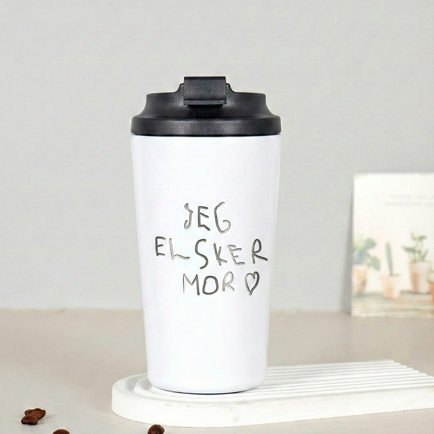 Minde-koppen – Termokop med din egen tegning eller besked graveret