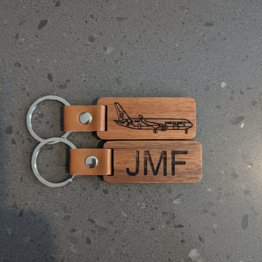 Personlig Fly-Nøglering med Gravering – Custom Aviator Tag